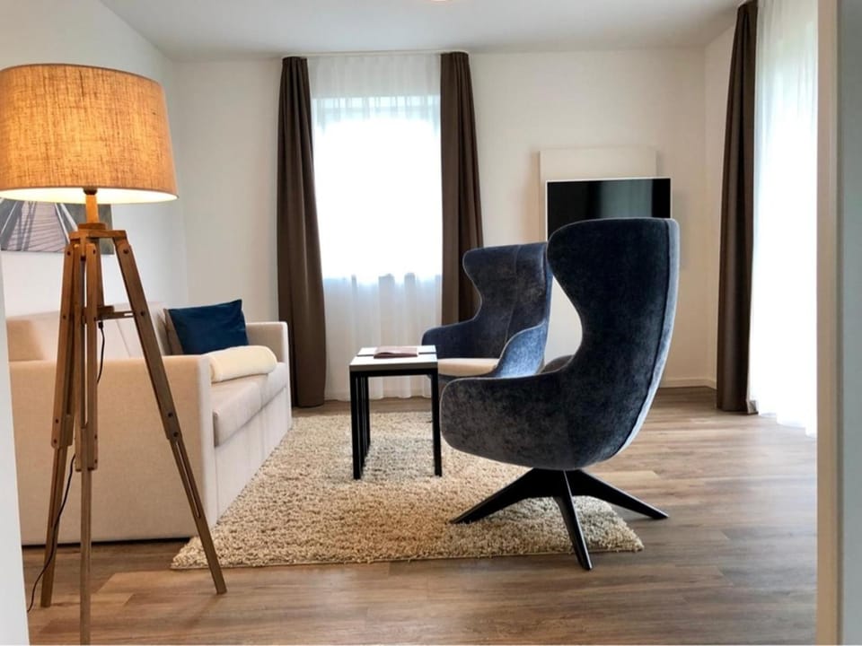 Living room, Bedroom