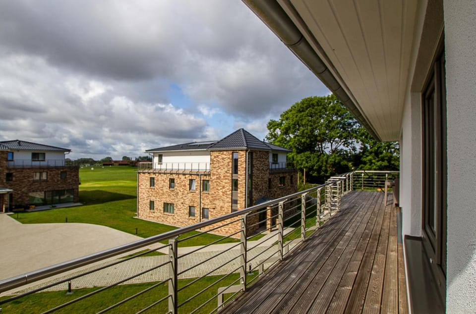 Neighbourhood, Golfcourse, View (from property/room), Balcony/Terrace, Balcony/Terrace