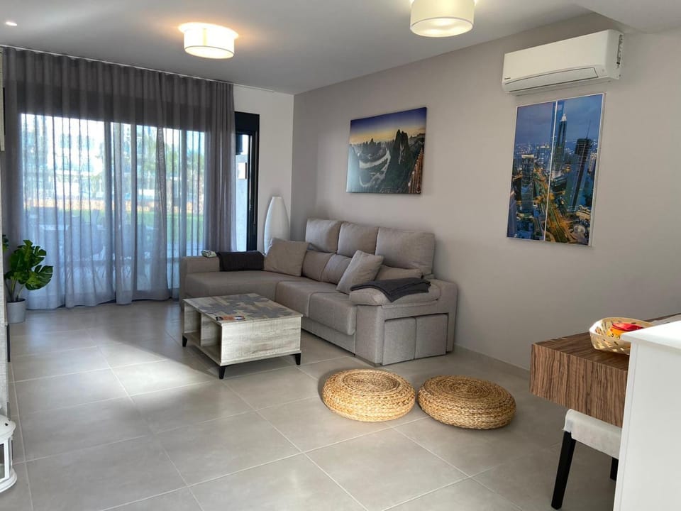 Communal lounge/ TV room, Living room