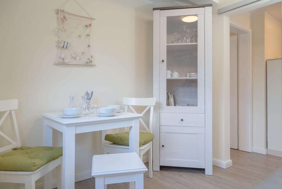 Heiderose-strandnahe-Ferienwohnung-mit-Duenenblick Apartment in Westerland