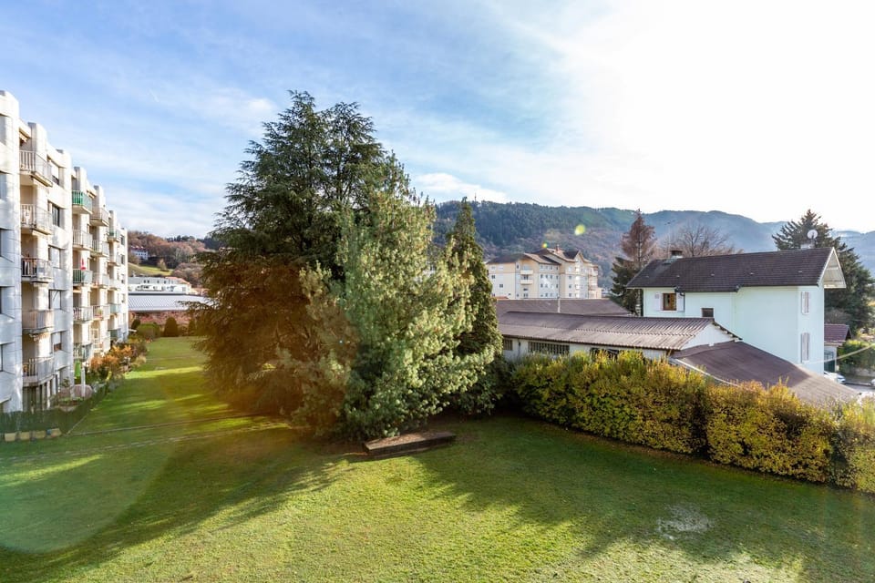 Garden view, Mountain view