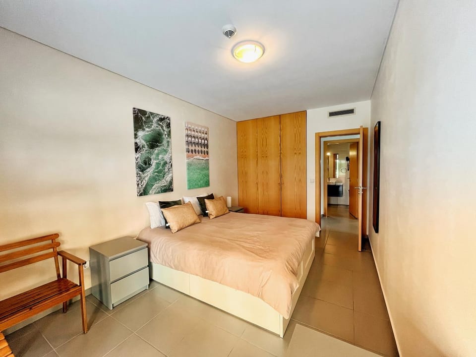 Awesome apartment in Praia da Rocha Apartment in Portimao