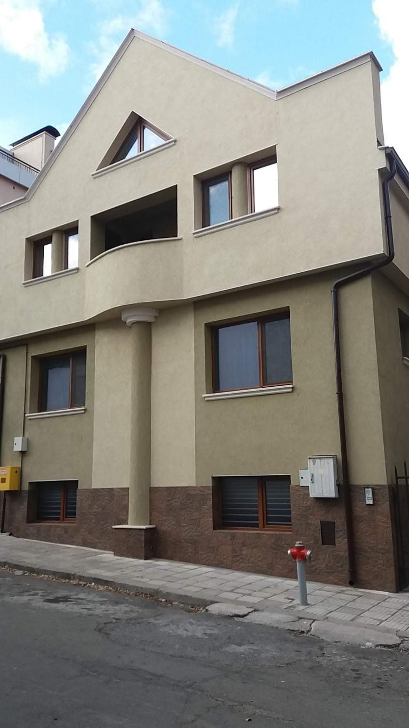 Нощувки Ботеви Apartment in Bulgaria
