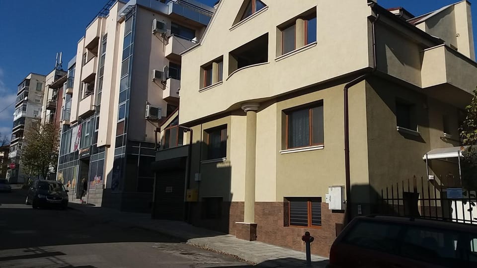 Нощувки Ботеви Apartment in Bulgaria