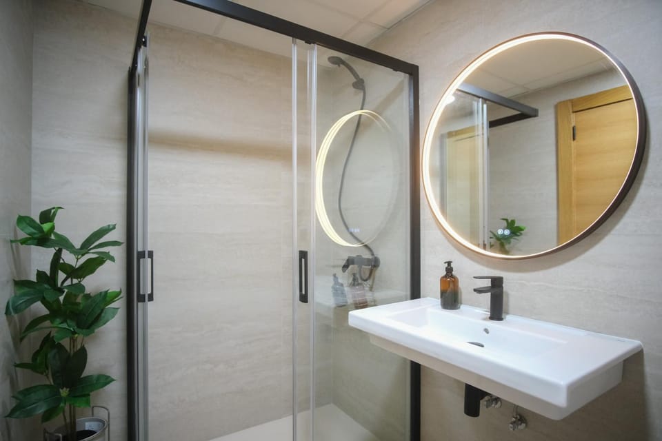 Shower, Bathroom