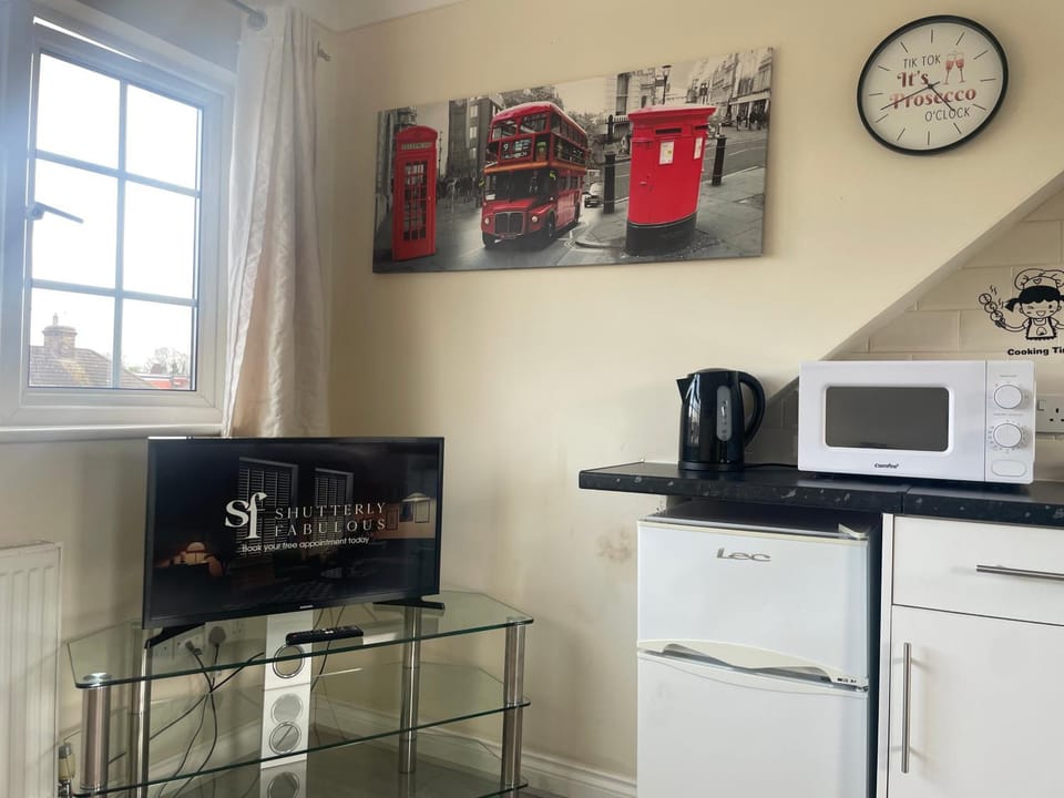 Amazing Studios - East London Walthamstow Apartment in London Borough of Hackney