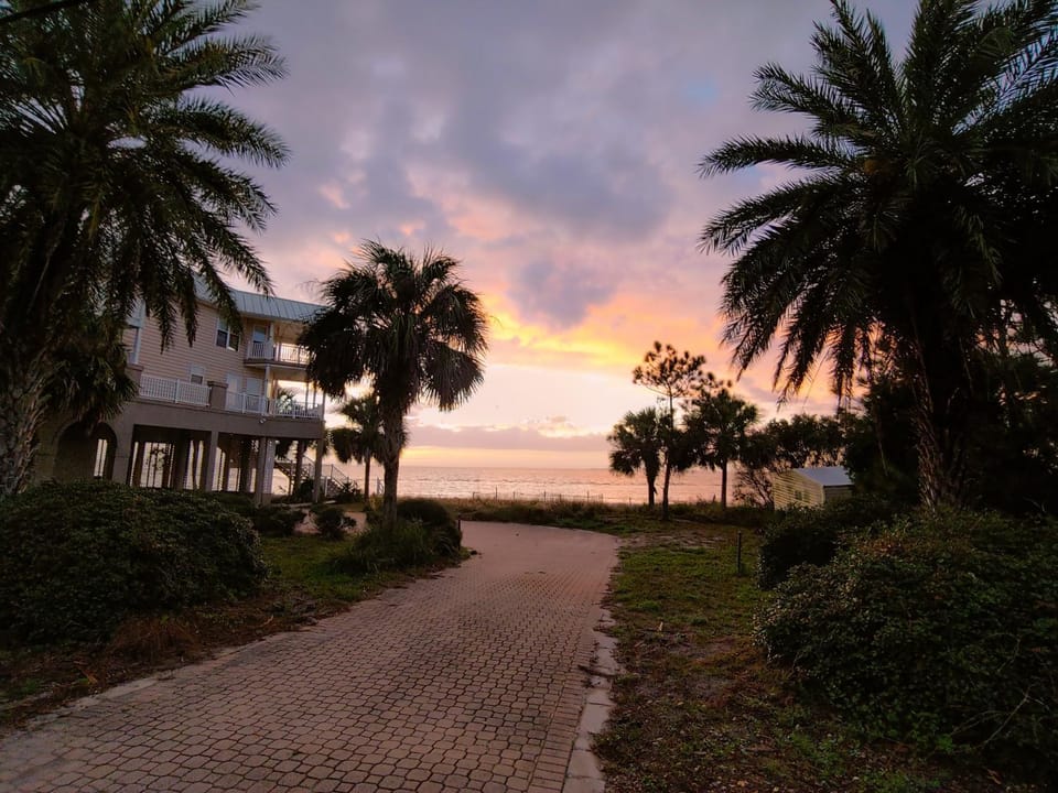 Paradise by the Sea Villa in Florida