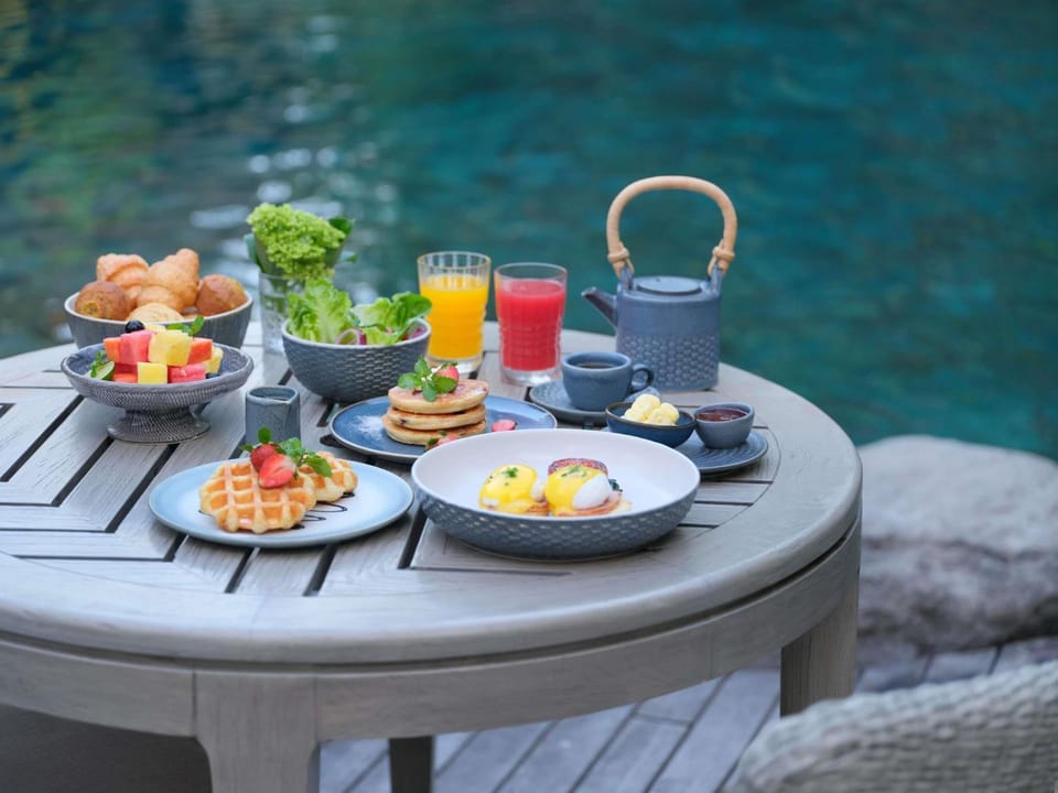 Breakfast, Continental breakfast