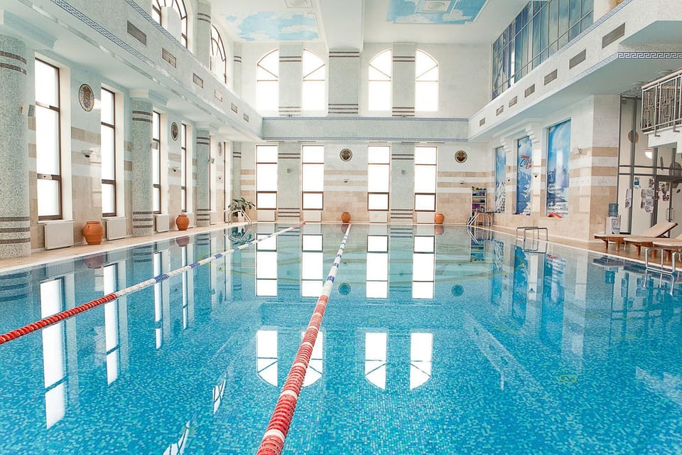 Swimming pool, Swimming pool