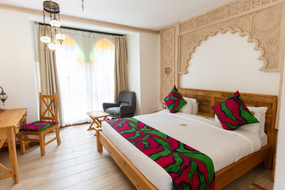 Bed, Garden view