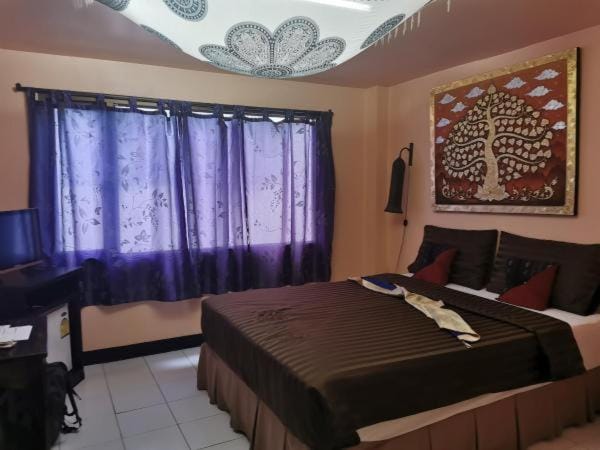 All in 1 Guesthouse Bed and Breakfast in Chiang Mai