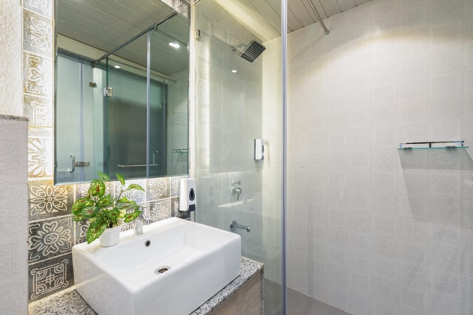 Shower, Bathroom