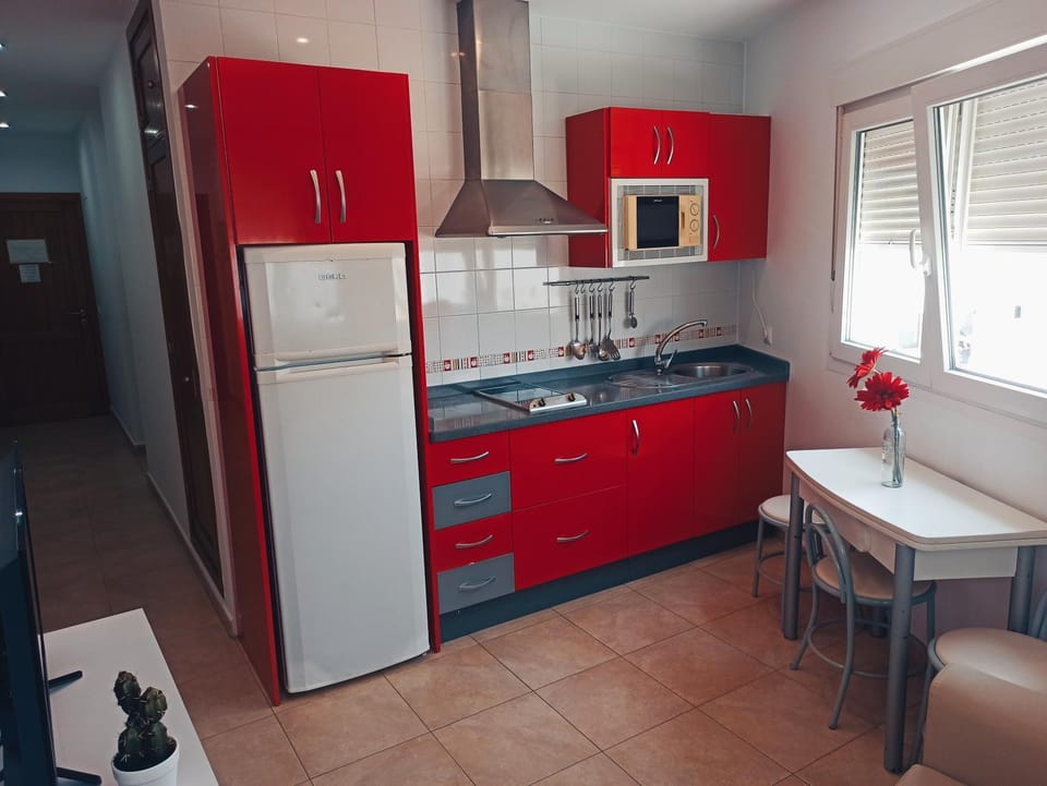 Kitchen or kitchenette, Living room