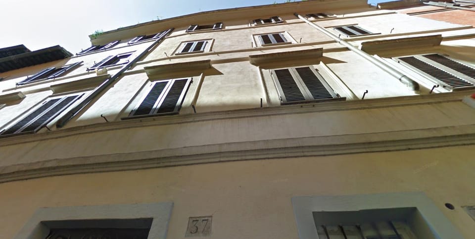 Property building, Facade/entrance