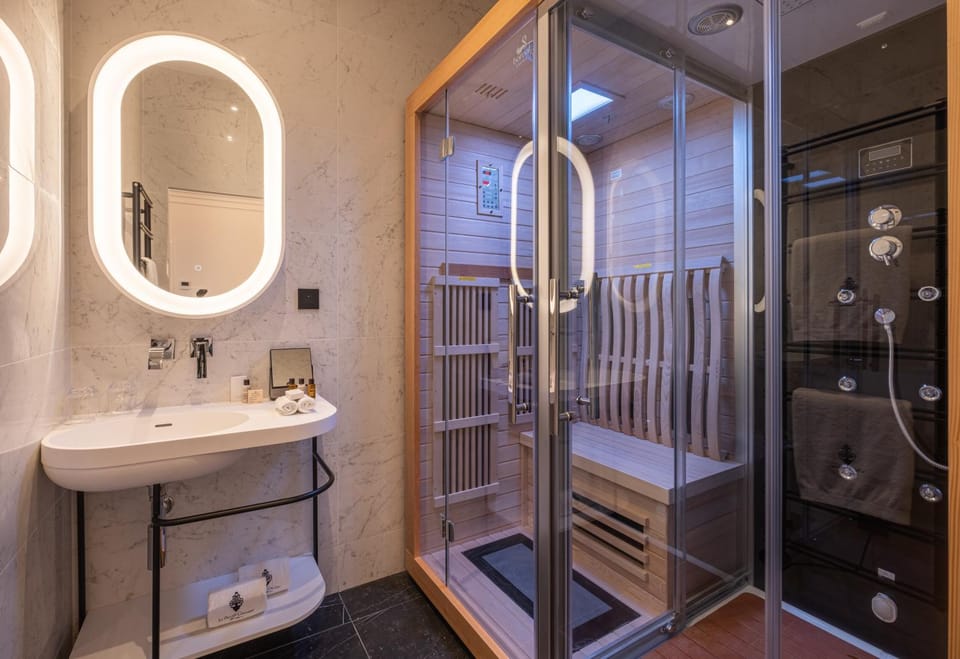 Le Palais Gallien Hôtel & Spa Hotel in Bordeaux