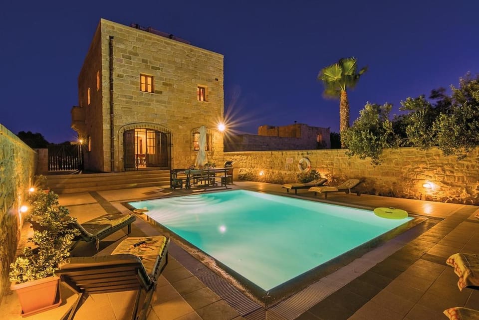 Blueberry Hills Villa in Marsaskala