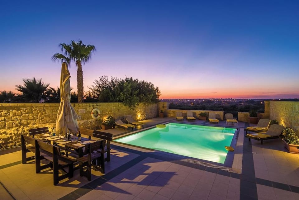 Blueberry Hills Villa in Marsaskala
