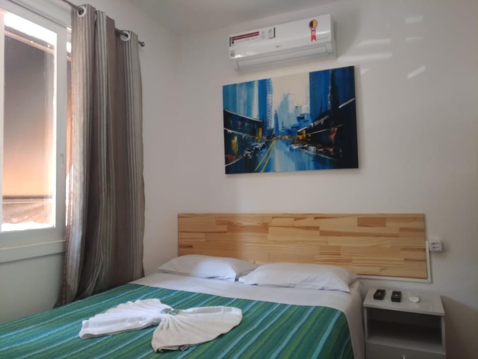 Bed, Photo of the whole room, Decorative detail