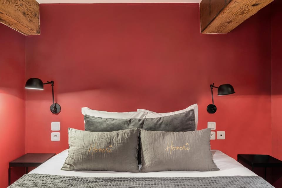 Bed, Bedroom