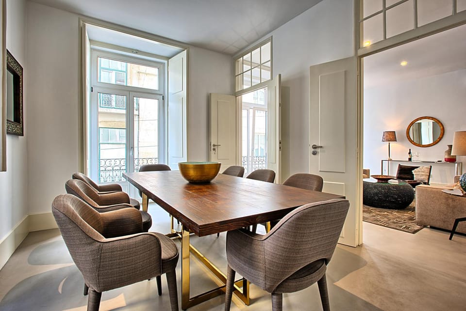 MyPlaceLisbon - Luxury Trindade I Apartment in Lisbon