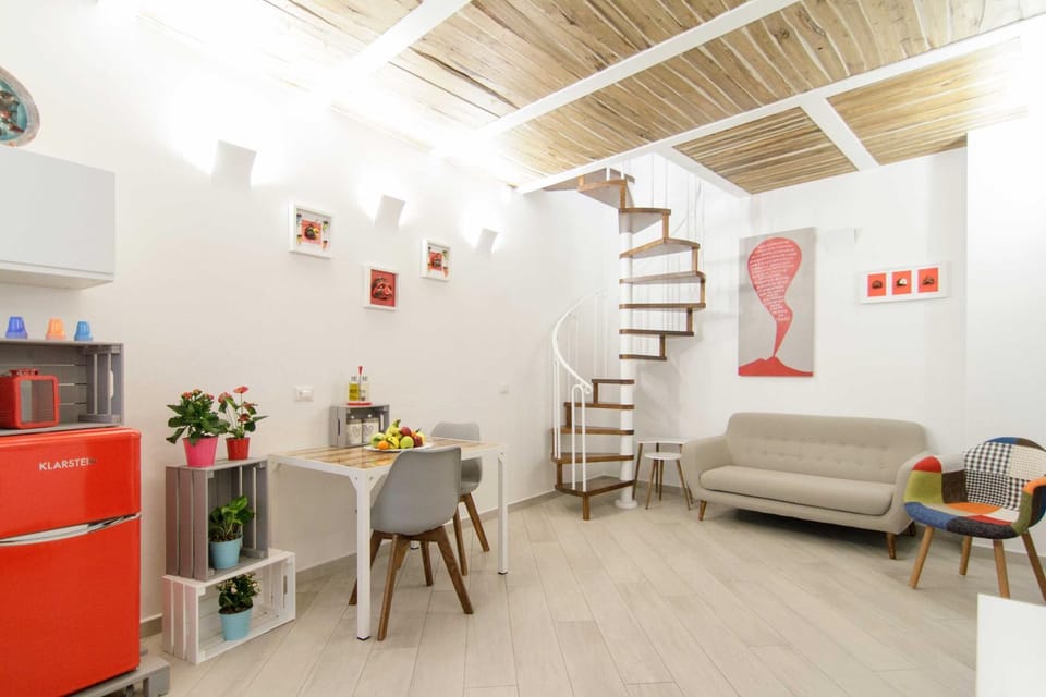 Corno Napoletano free parking for small cars only Apartment in Naples