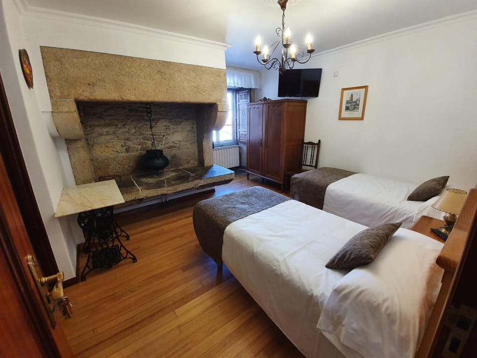 Hostal Giadás Bed and Breakfast in Santiago de Compostela