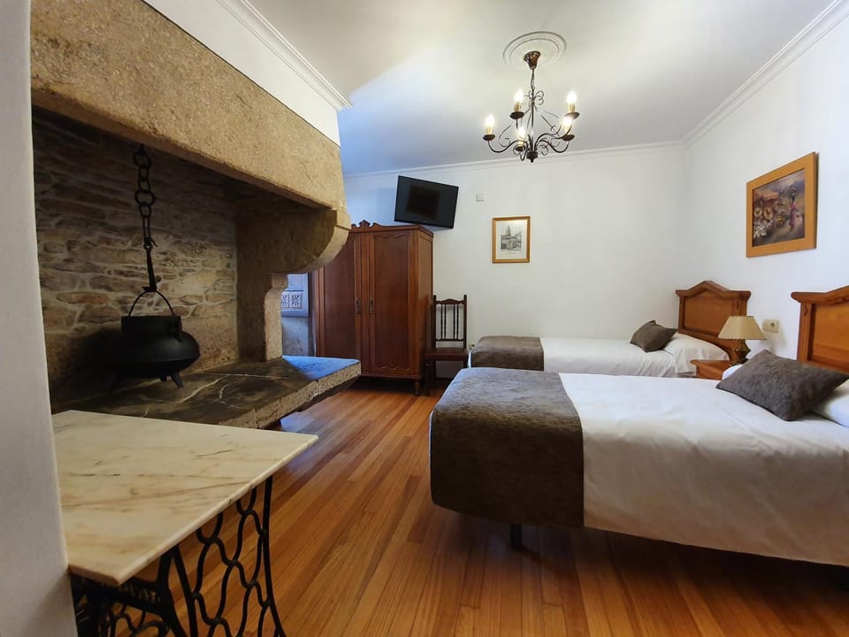 Hostal Giadás Bed and Breakfast in Santiago de Compostela
