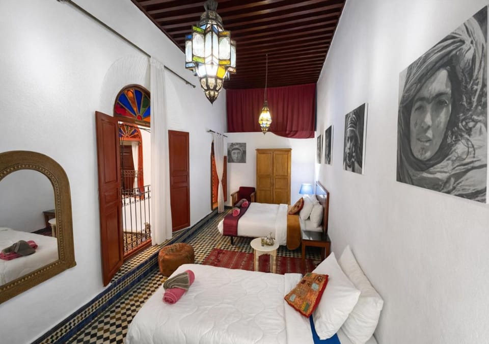Bed, Photo of the whole room, Seating area, Bedroom