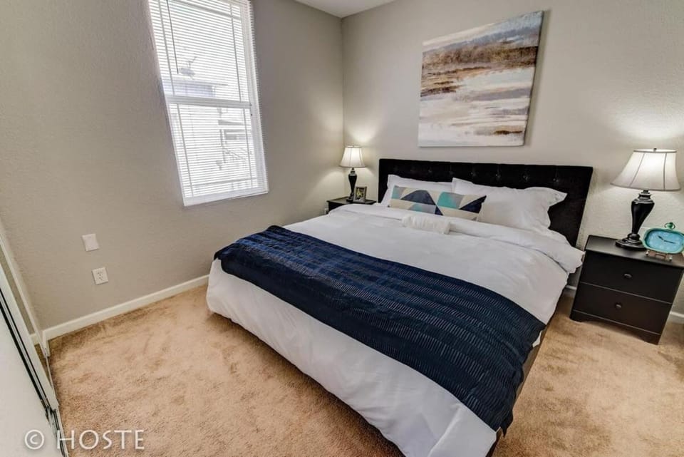*H NEW!* 1 BR Downtown Townhome, Newly Renovated! Apartment in Colorado Springs