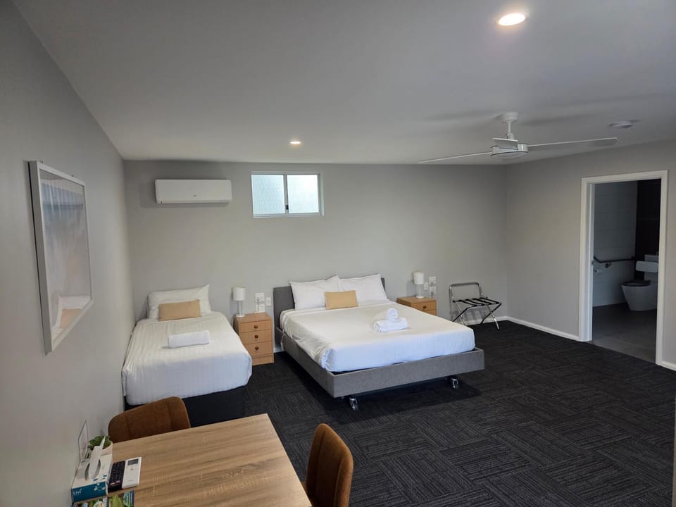 Hive Hotel, Moruya Motel in Moruya
