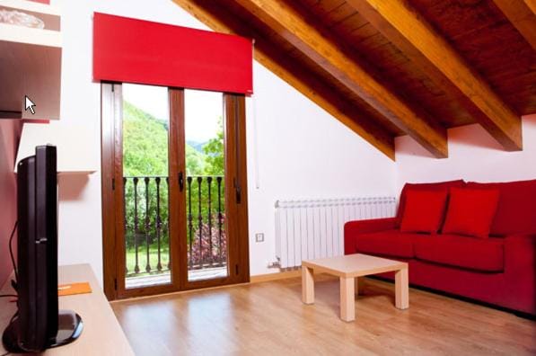 Day, Living room