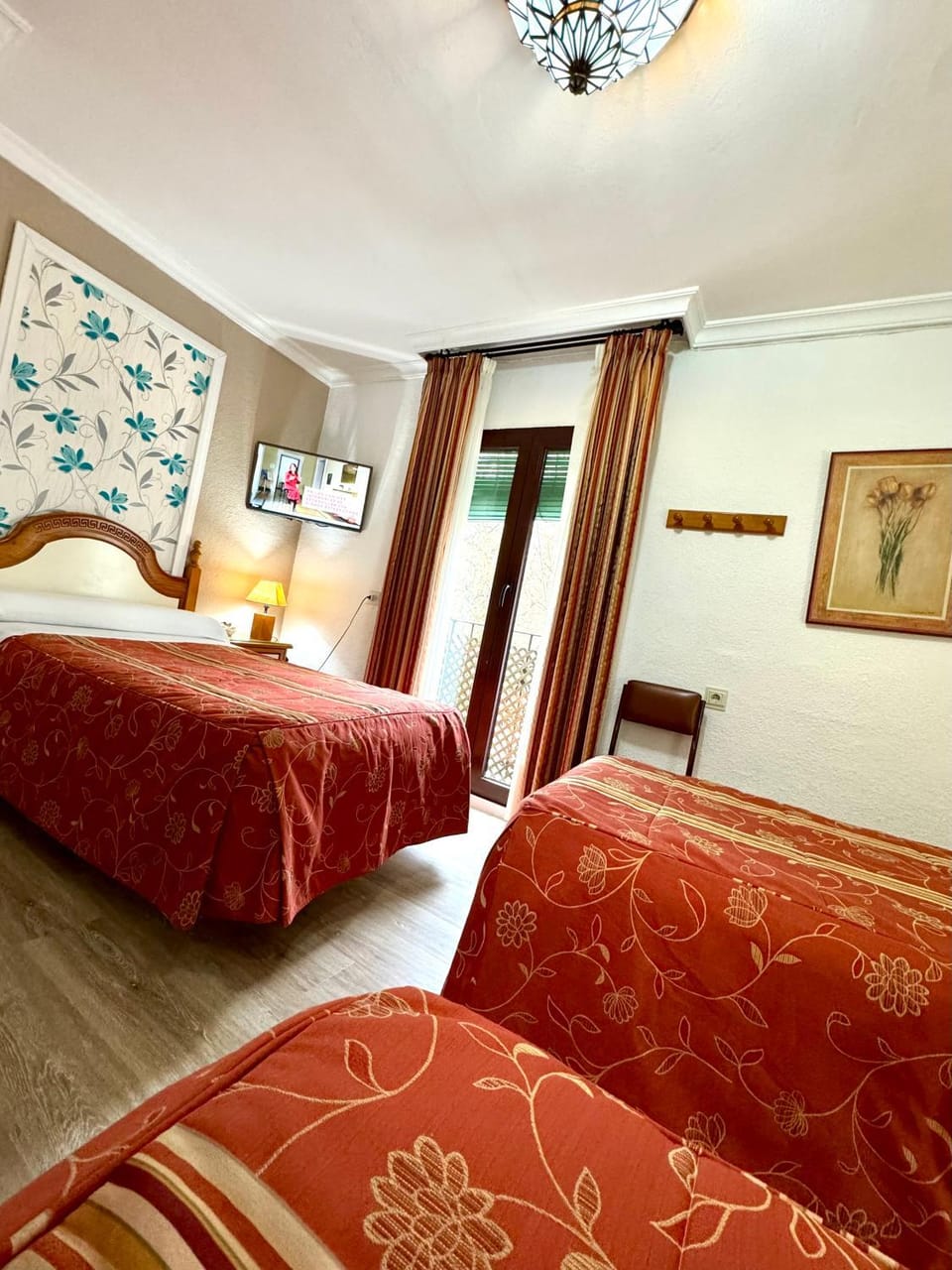 Bathroom, TV and multimedia, Photo of the whole room, City view, Garden view, safe, wardrobe