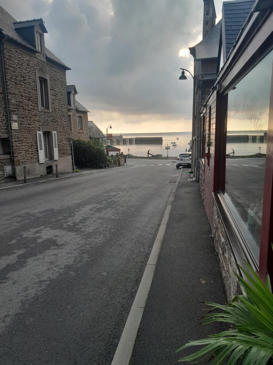 Hotel La Voilerie Cancale bord de mer Hotel in Cancale