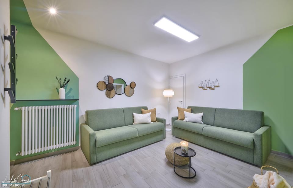 Bed, TV and multimedia, Living room, heating, internet, air conditioner