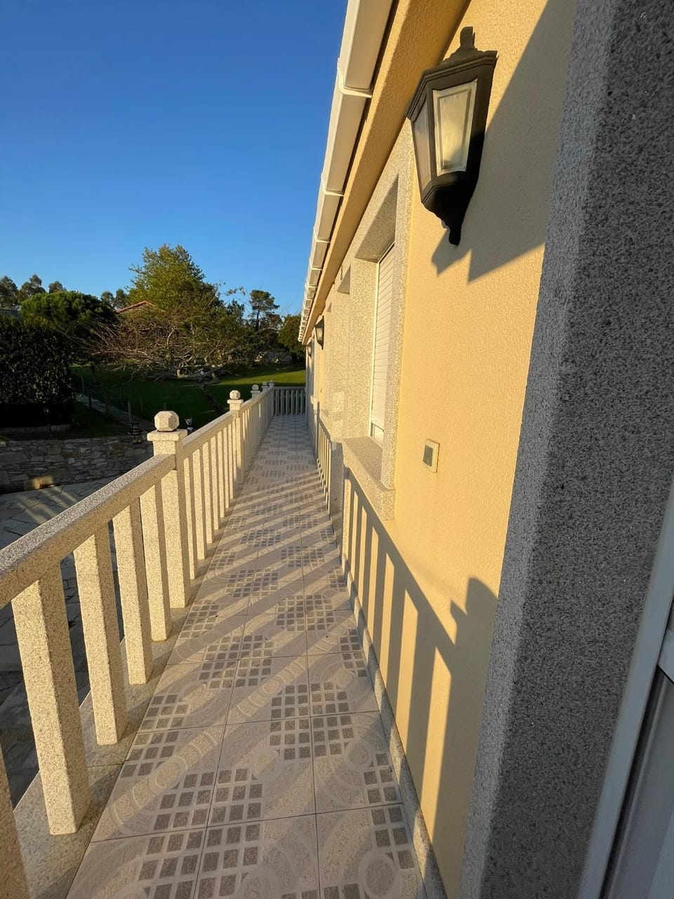 Property building, Balcony/Terrace