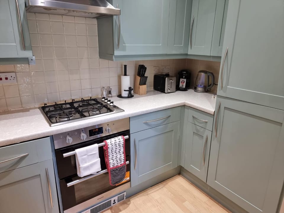 Kitchen or kitchenette, kitchen, kitchen