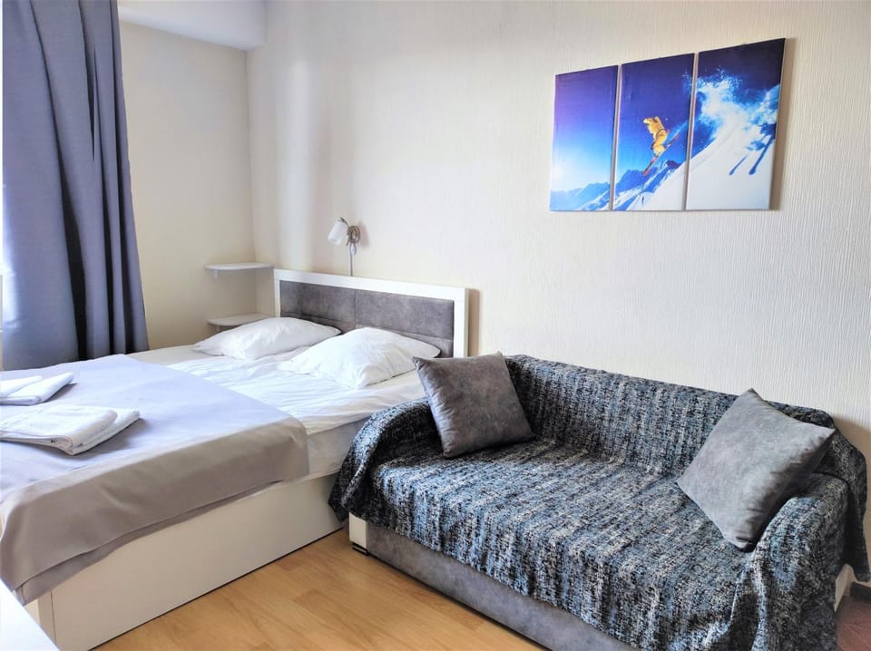 Property building, Bed, Bedroom