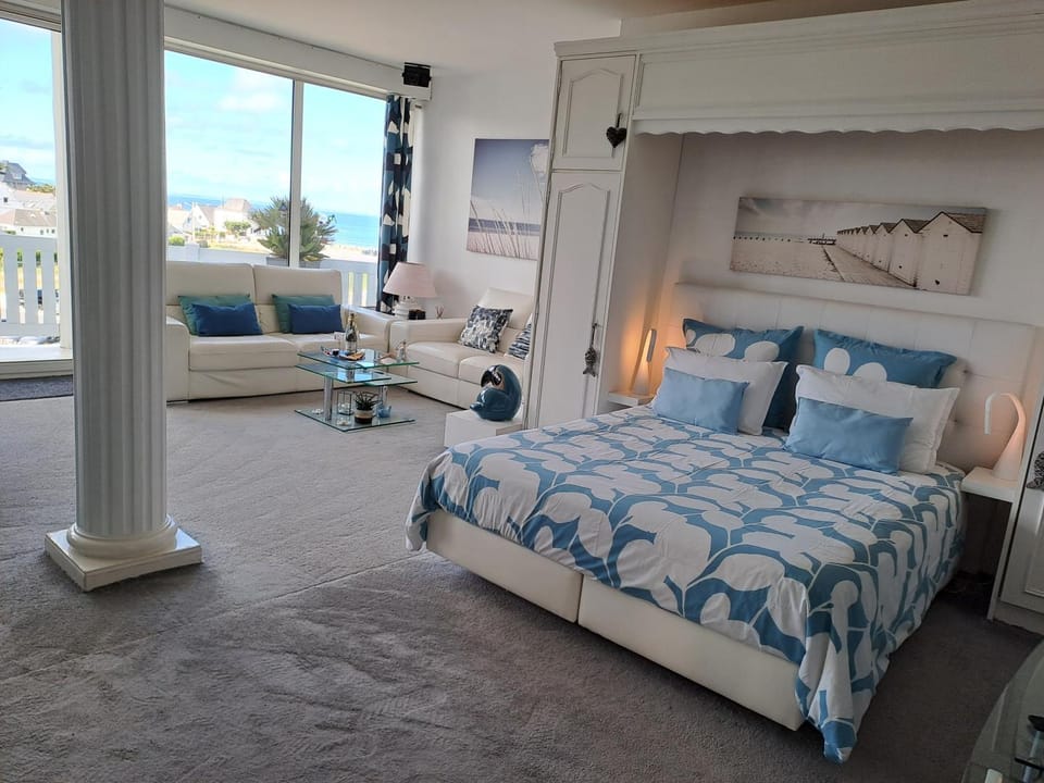 Grand loft de 60m2 très lumineux très belle vue sur mer Apartment in Brittany