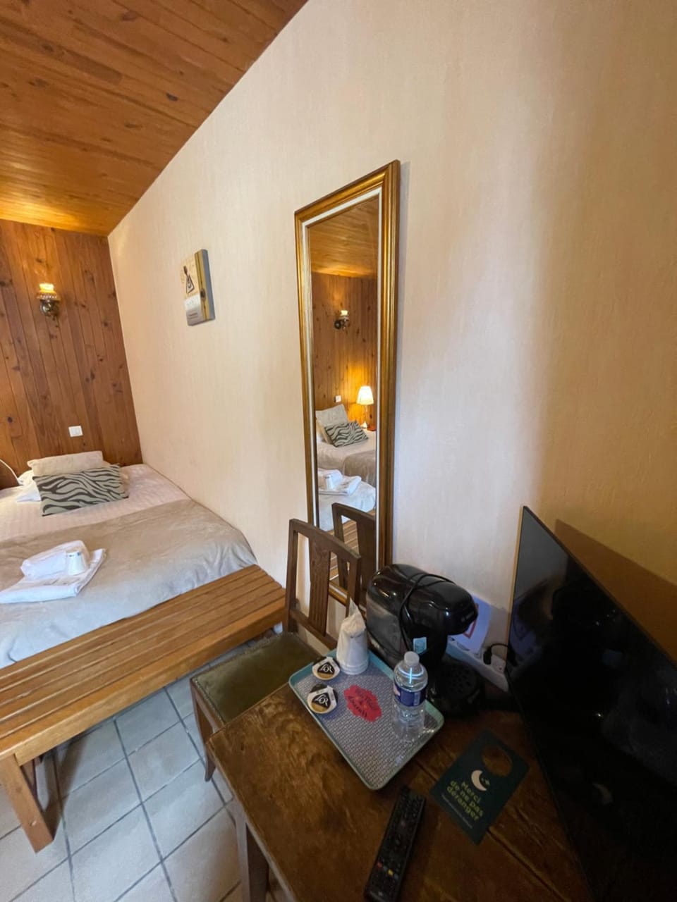 Hôtel du Commerce Hotel in Bourgogne-Franche-Comté