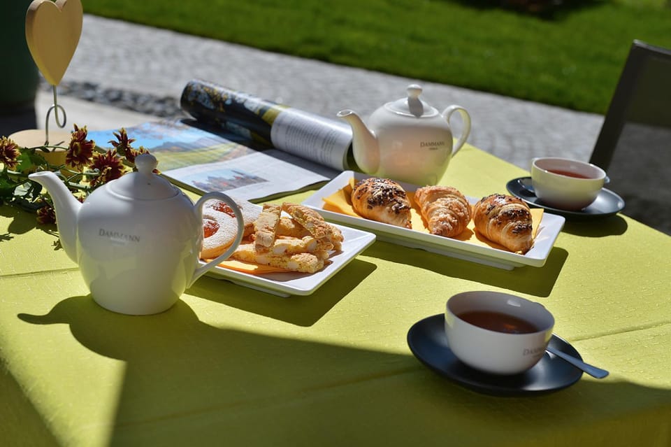 Garden, Lounge or bar, Buffet breakfast