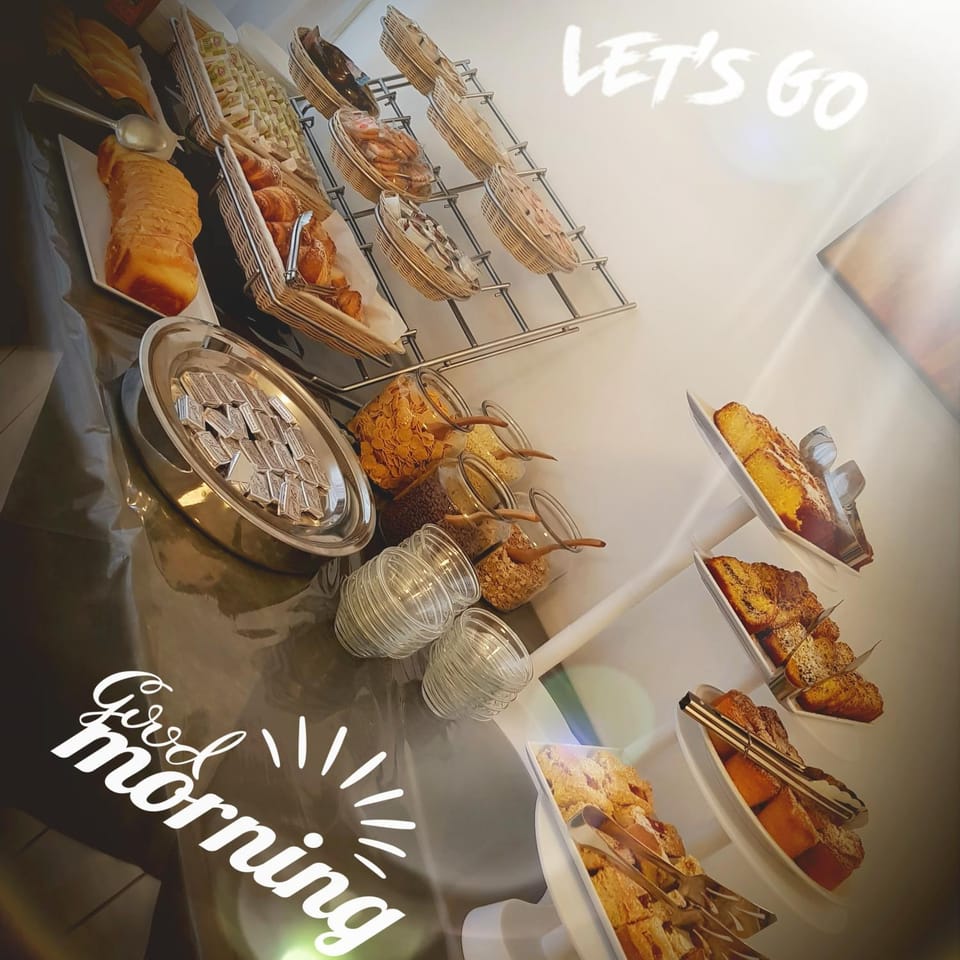 Buffet breakfast
