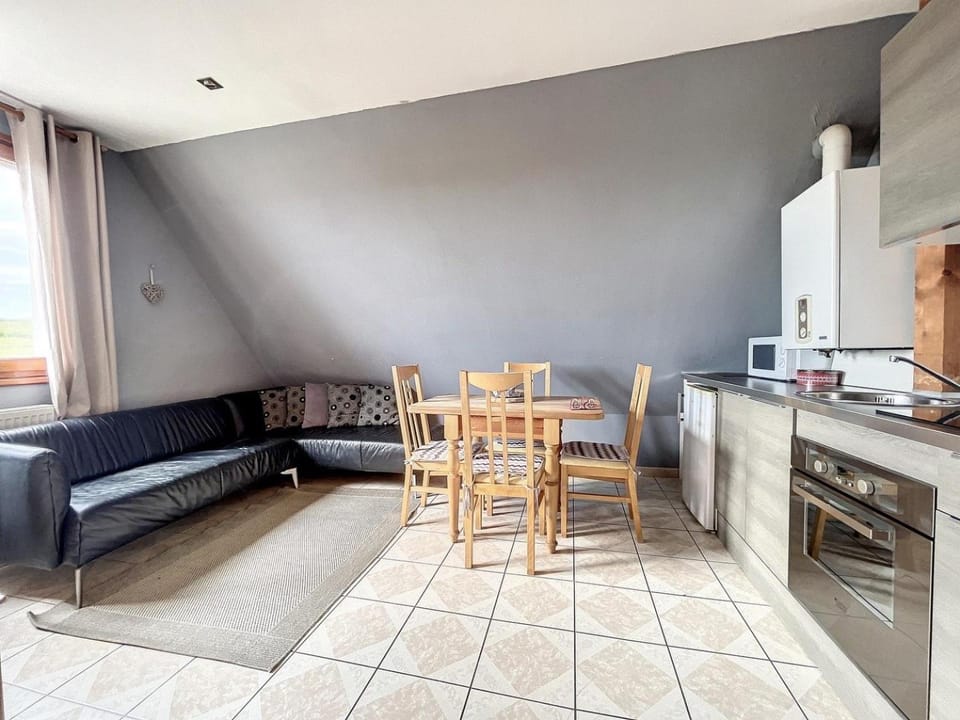 Kitchen or kitchenette, Living room, Dining area
