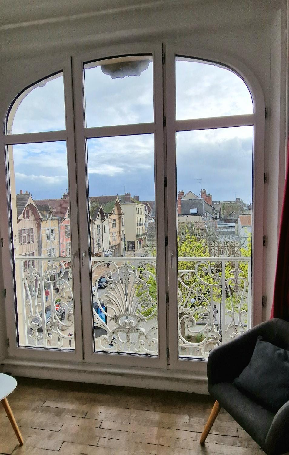View (from property/room), City view