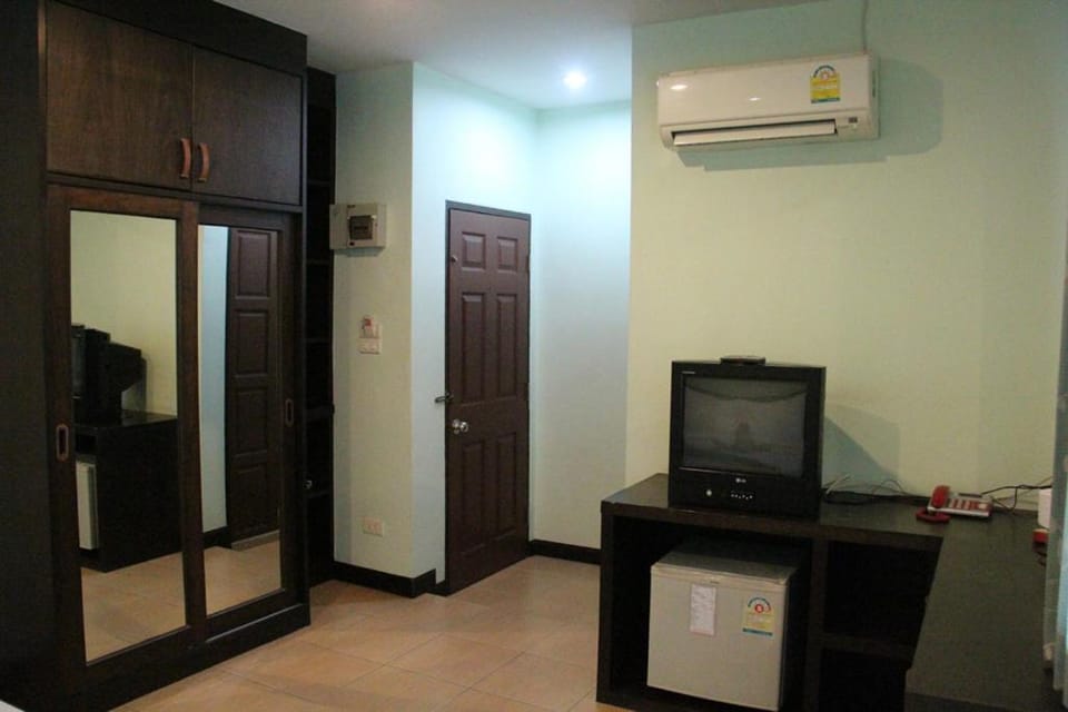 TV and multimedia, Seating area