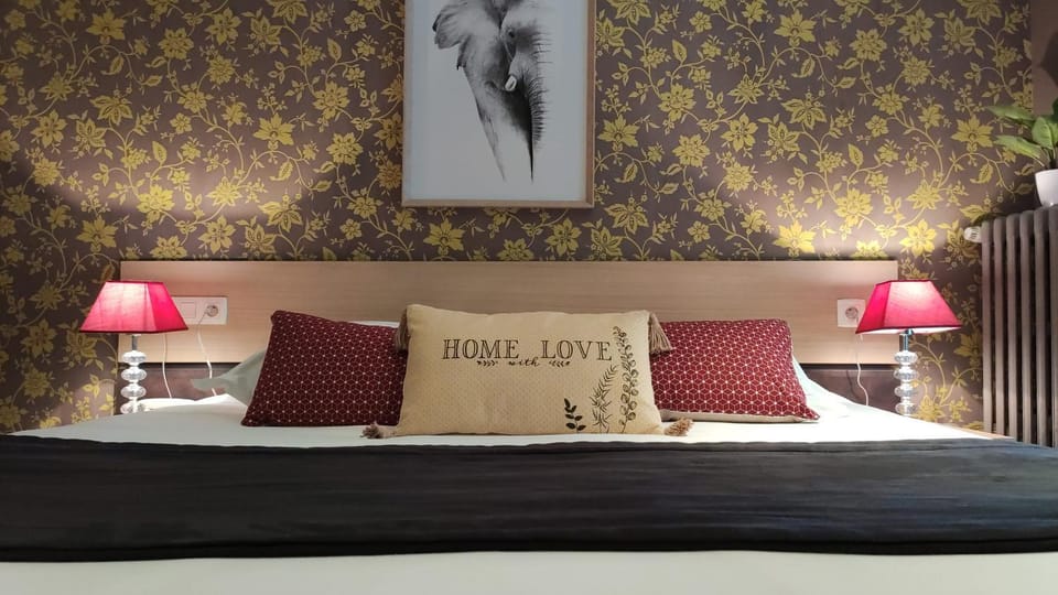 Bathroom, Coffee/tea facilities, Decorative detail