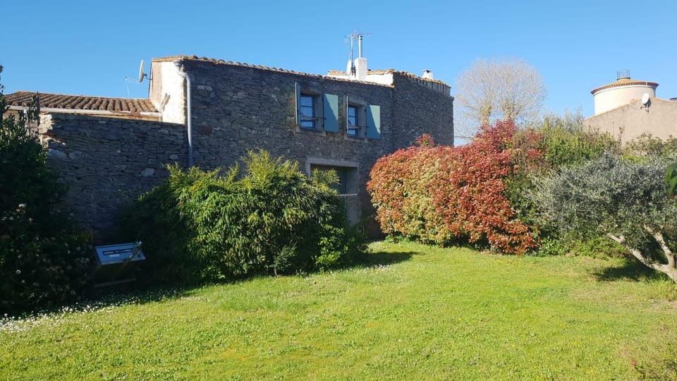 Property building, Spring, Garden view