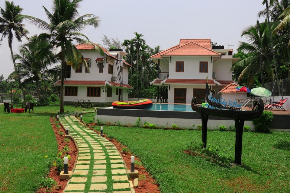Facade/entrance, Garden, Swimming pool