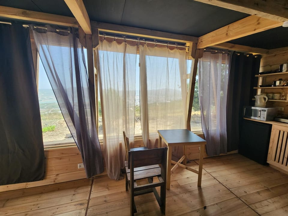 Natural landscape, Dining area