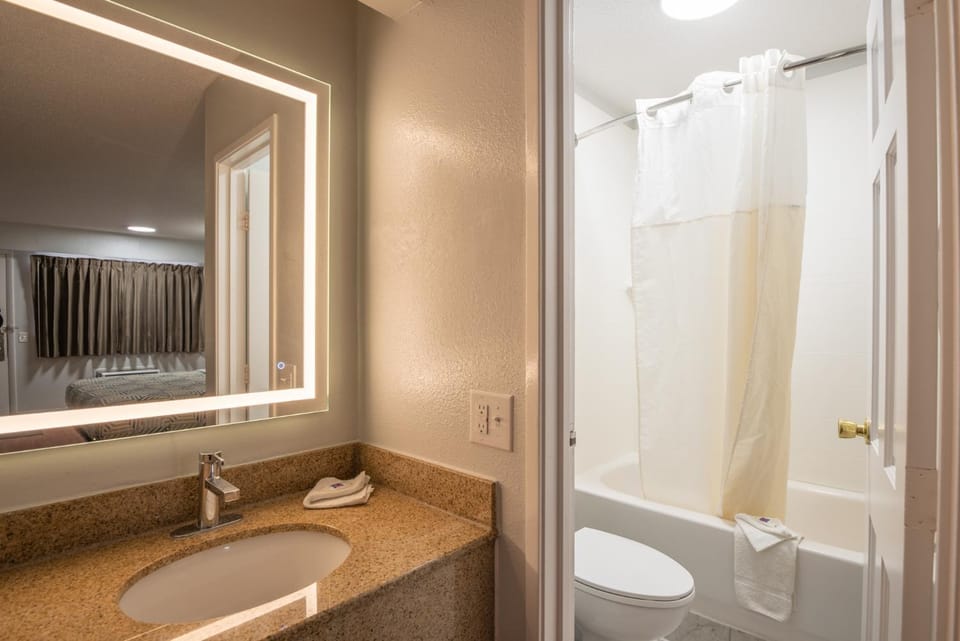 Bathroom, Bath