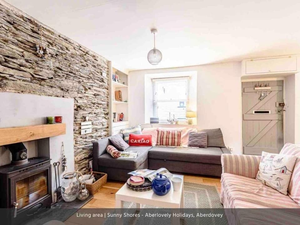 Sunny Shores House in Aberdyfi